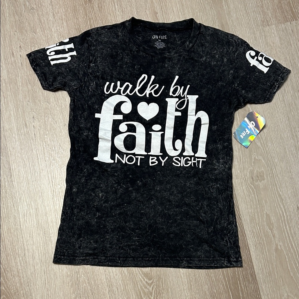 On Fire Black 'Walk By Faith' Graphic Tee sz Medium